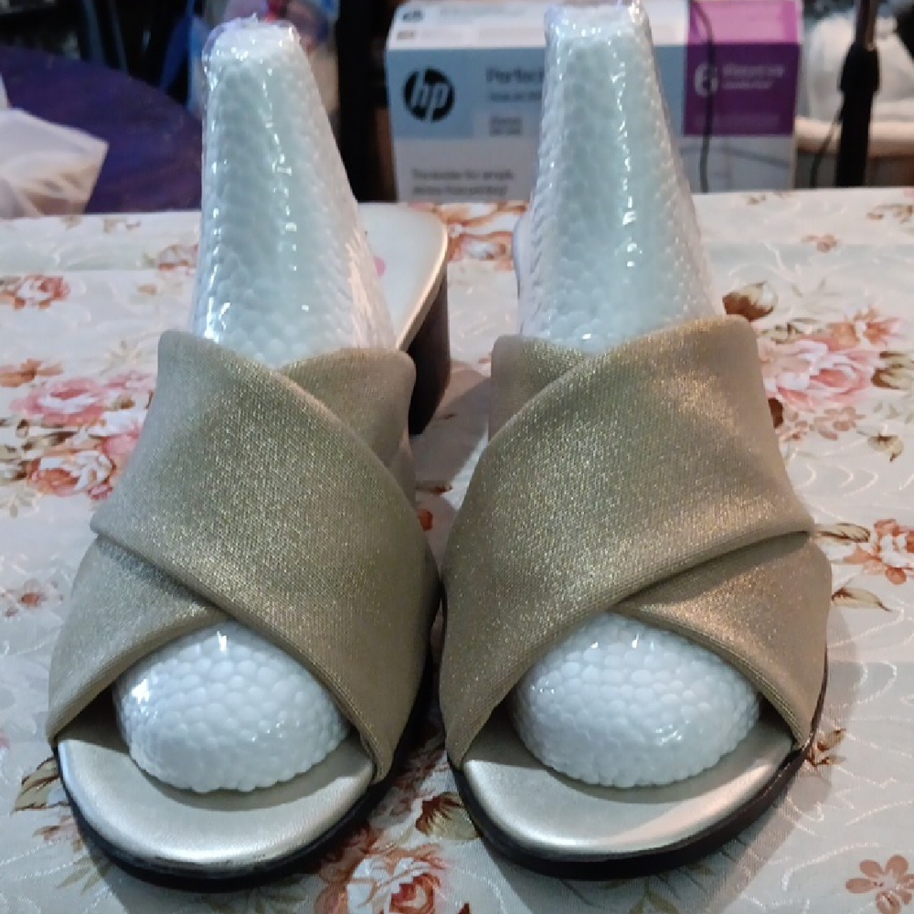Bandolino Gold Crisscross Sandals